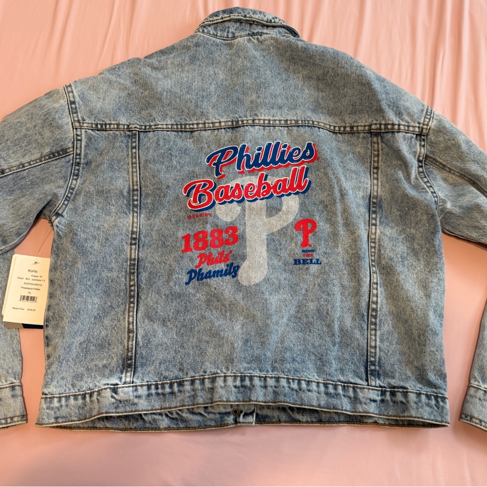 Philadelphia Phillies Women’s Jean Jacket Size XL